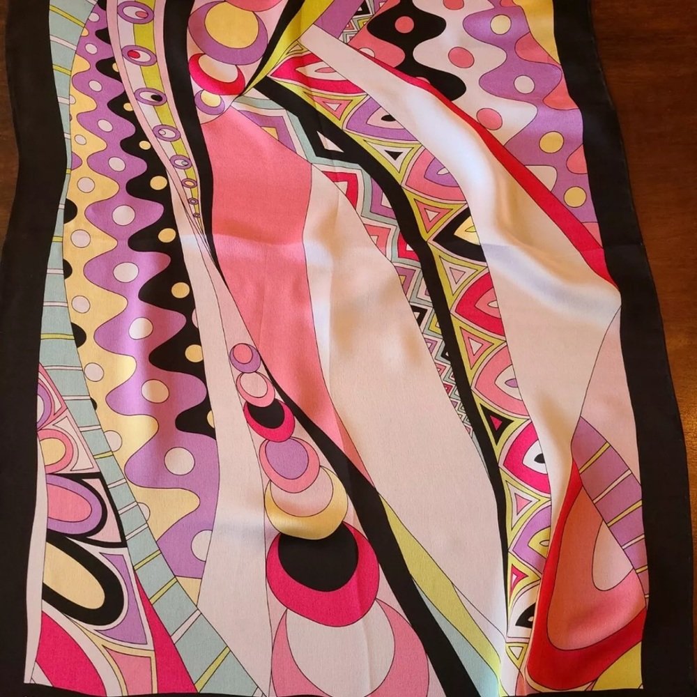 CARLISLE 100% Silk Scarf~Susan G.Komen Breast Cancer 2005-2006~23.5"x60"new